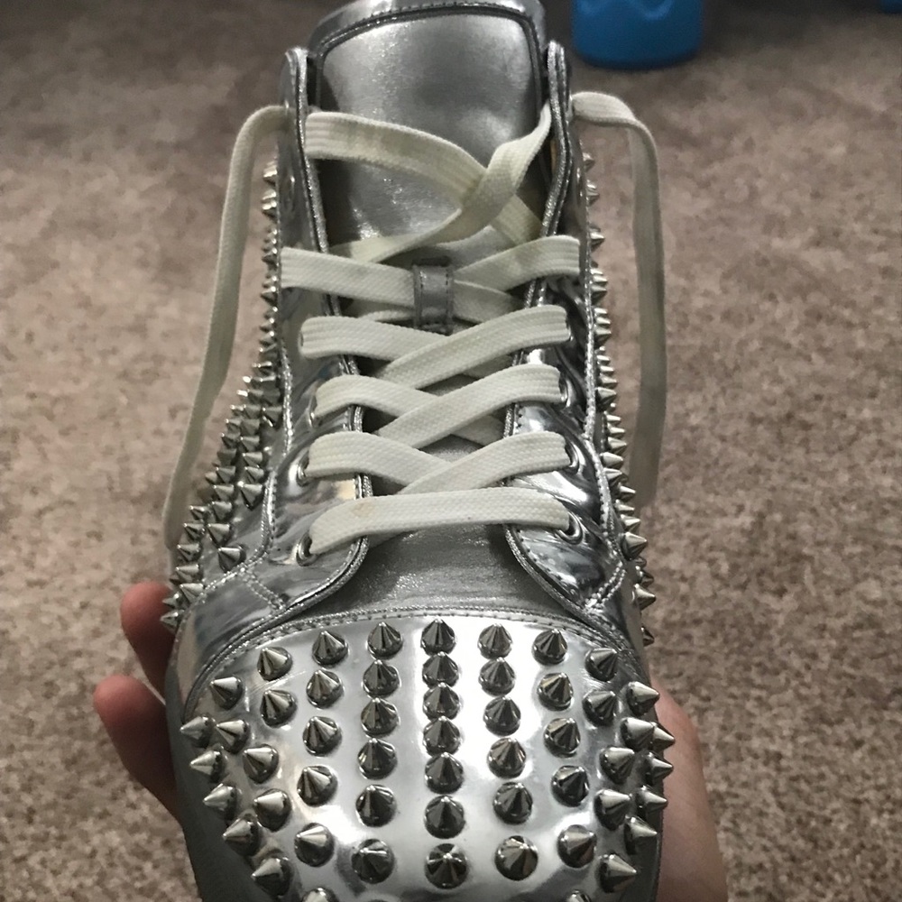 Red Bottoms men’s